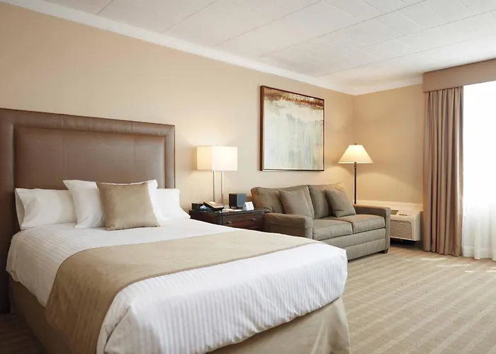 Ethan Allen Hotel
