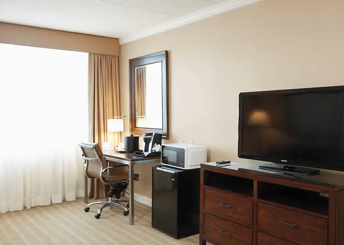 Ethan Allen Hotel