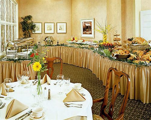 Ethan Allen Hotel 4*