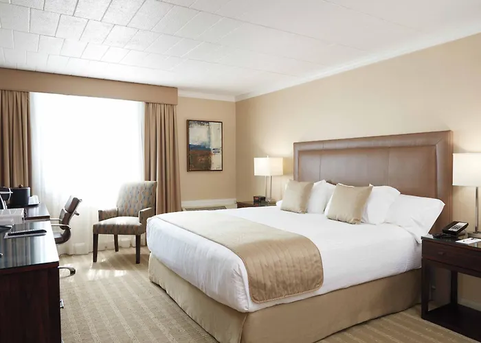 Ethan Allen Hotel
