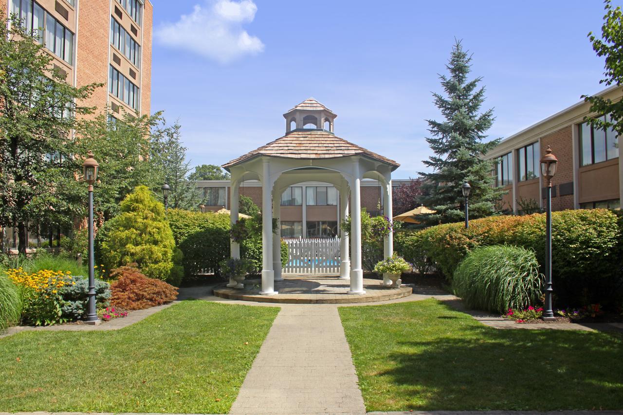 Ethan Allen Hotel 4*